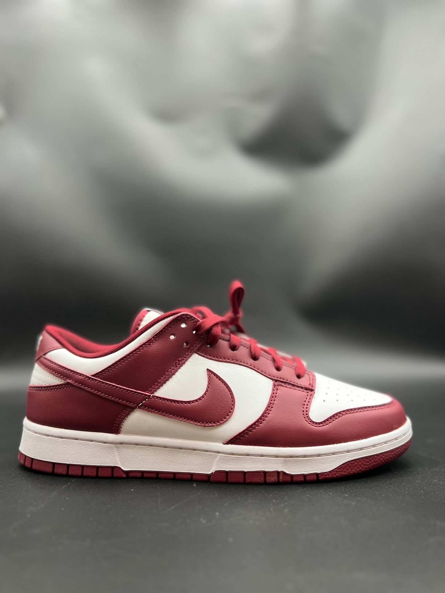 Nike Dunk Low Retro TEAM RED